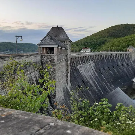 Vogelhaus * Hemfurth-Edersee